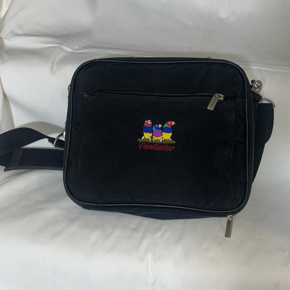 View sonic 3 bird bag in black